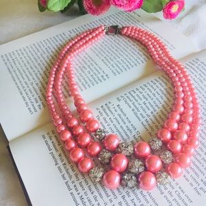 Women beautiful necklace!
